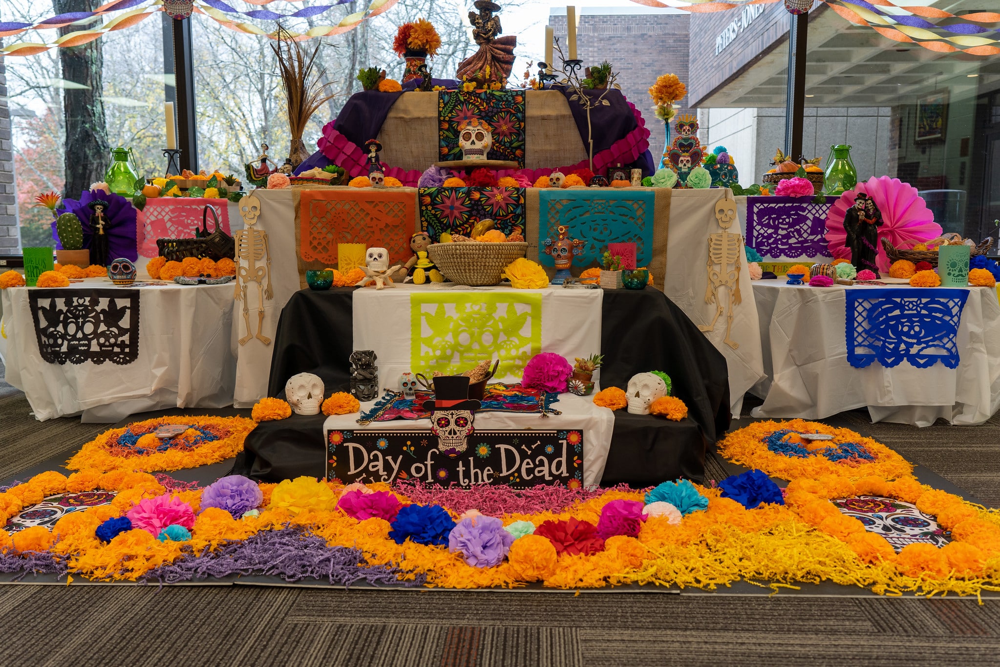 2022 Altar in Library