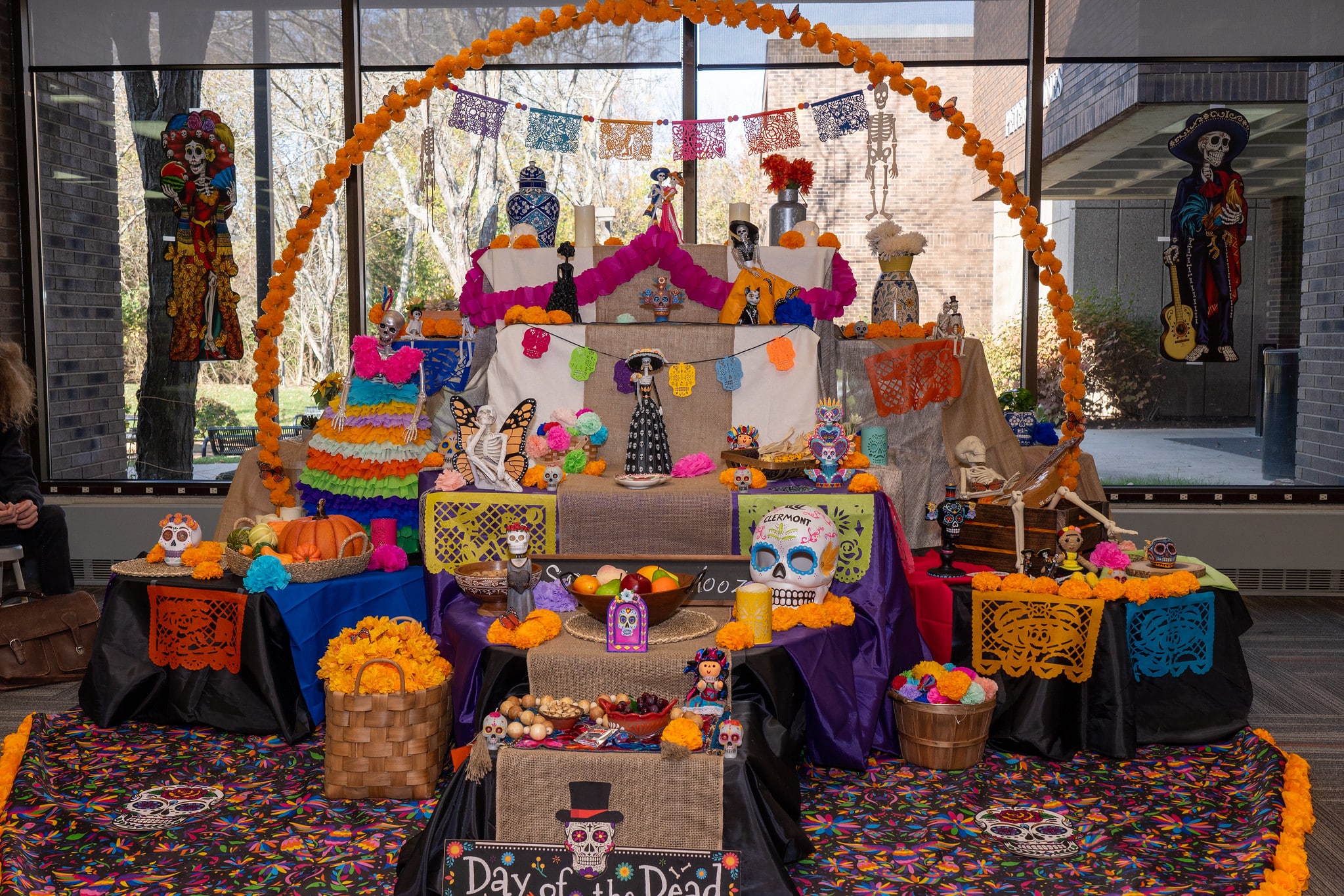 2023 Altar in Library